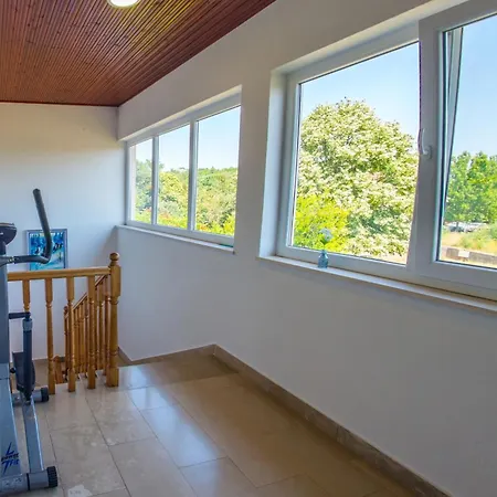 Blaz Holiday home *