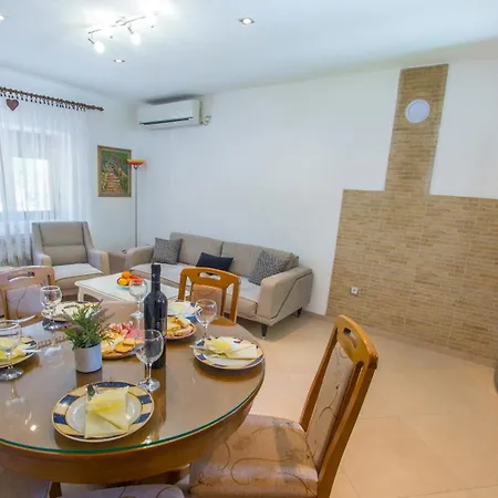 Blaz Holiday home