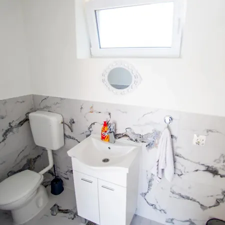 度假居 Blaz Ljubuški