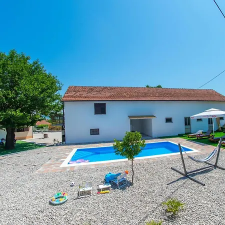 Blaz Holiday home