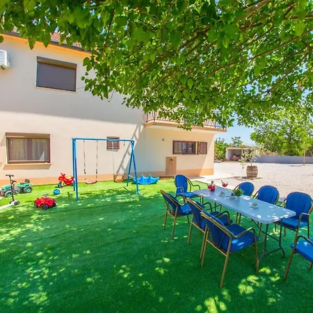 Blaz Holiday home *